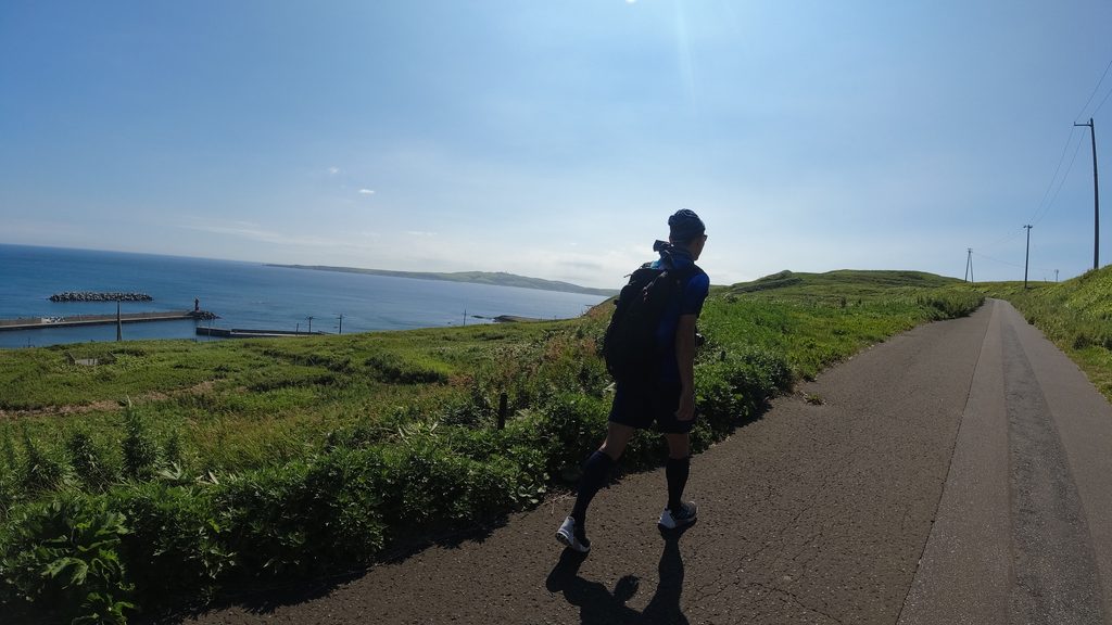 礼文島 スコトン岬からの舗装路