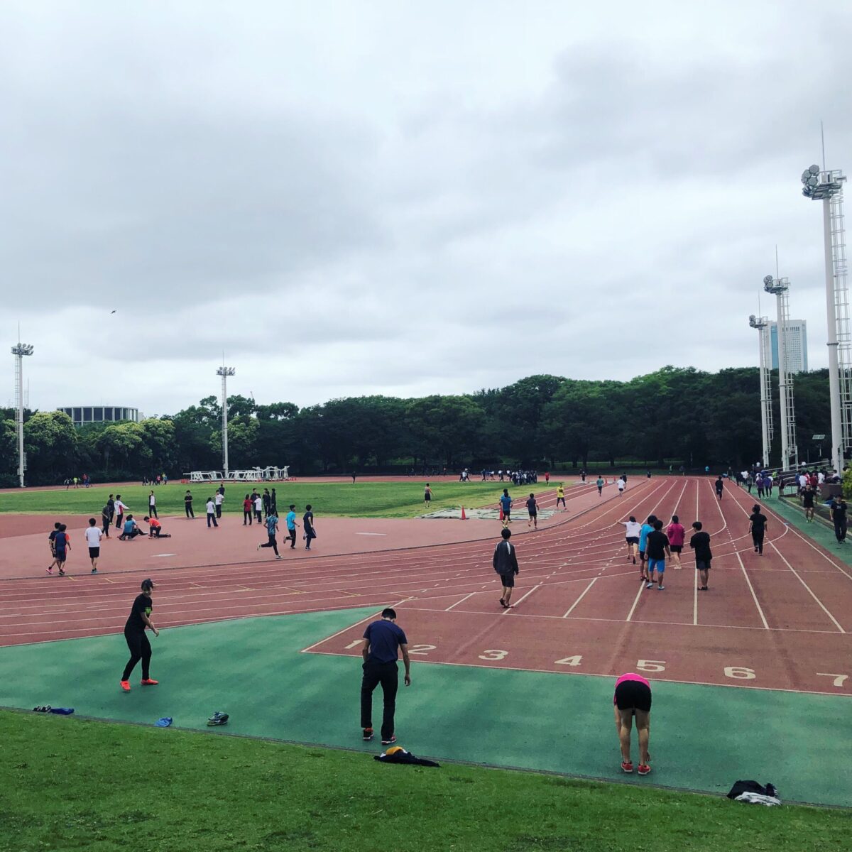 やっぱスパイク